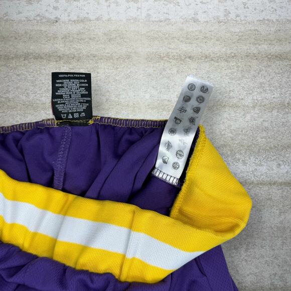 Vintage Y2K Lakers Gym Shorts Mens M Relaxed Fit Purple Yellow Lebron James - Picture 7 of 9